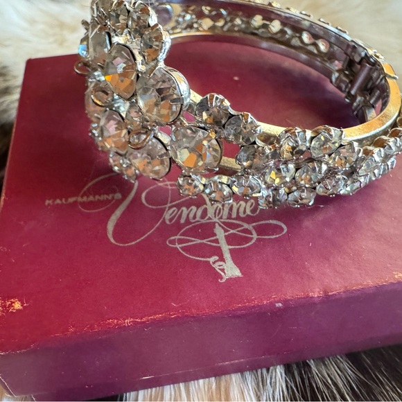 Vintage GORGEOUS Rhinestone Bracelett - Picture 5 of 8